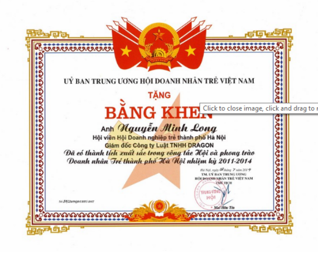 Central Committee of VN Young Entrepreneurs Association presents Merit Certificate to Lawyer Nguyen Minh Long for his outstanding achievements in Association and Youth Entrepreneurship Hanoi 2011-2014